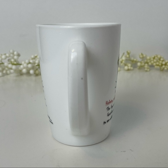 ARC France Luminarc Hickety Pickerty Hen Pair of Mugs Milk Glass - Picture 6 of 16